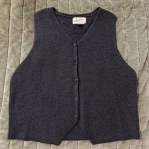 Universal Thread Women's Charcoal V-Neck Sweater Vest